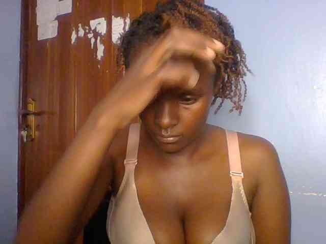 Cutevibe Live Webcam on BongaCams