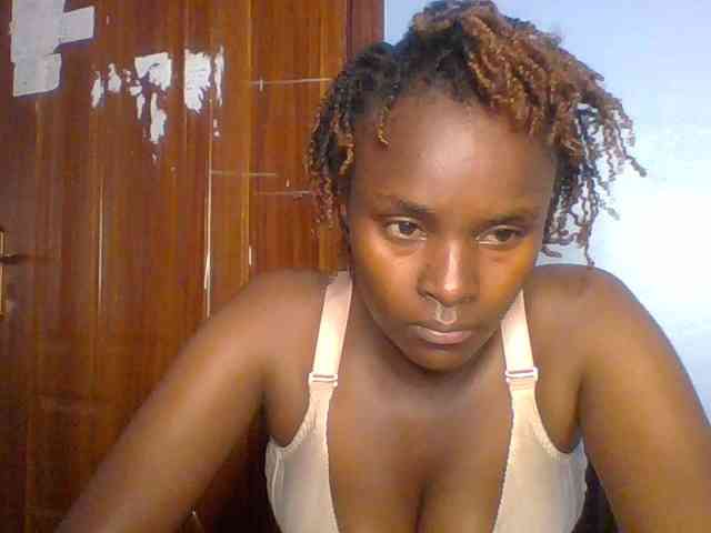 Cutevibe Live Webcam on BongaCams
