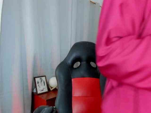 KarolNova Live Webcam on BongaCams