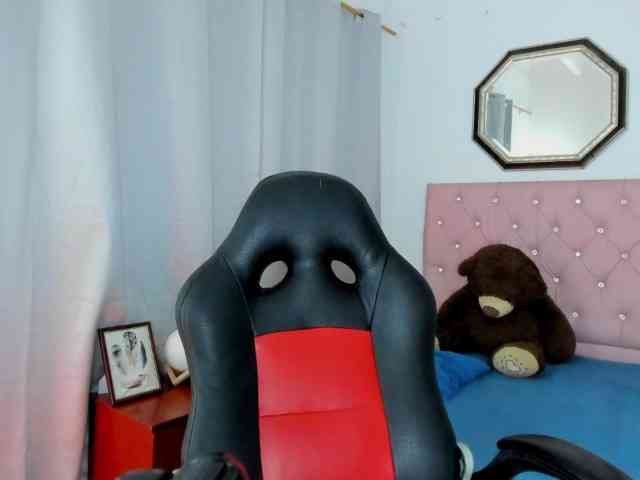 KarolNova webcam