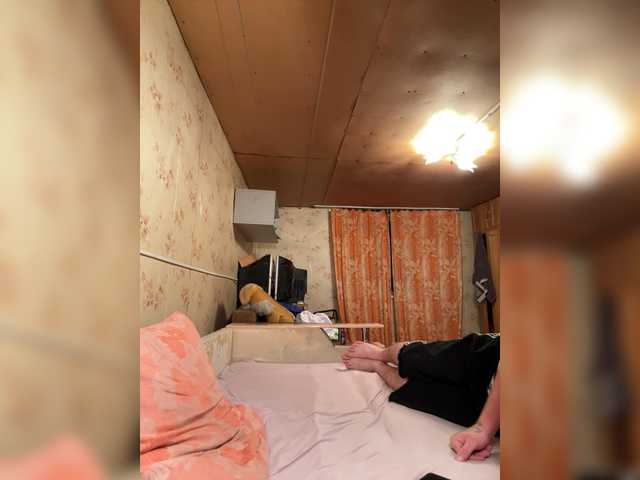 Lizabettt live cam on BongaCams