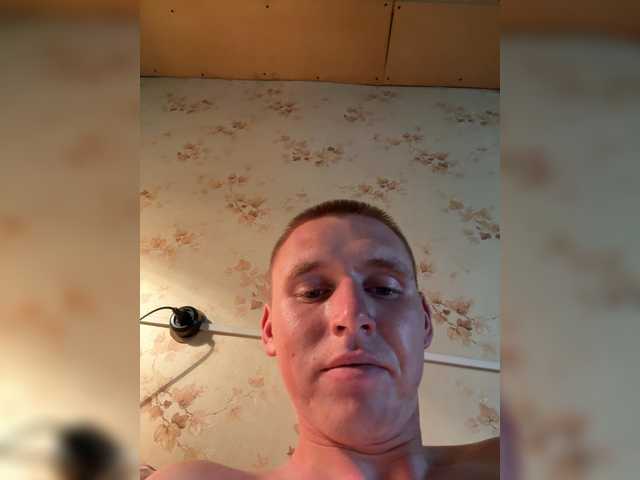 Lizabettt live cam on BongaCams