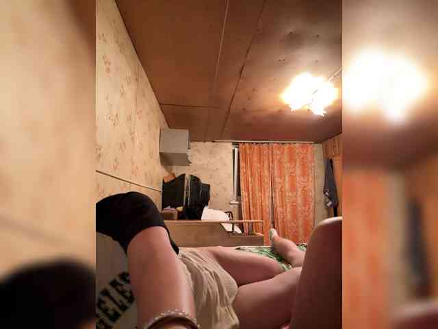 True_iove's cam show statistics and live stream