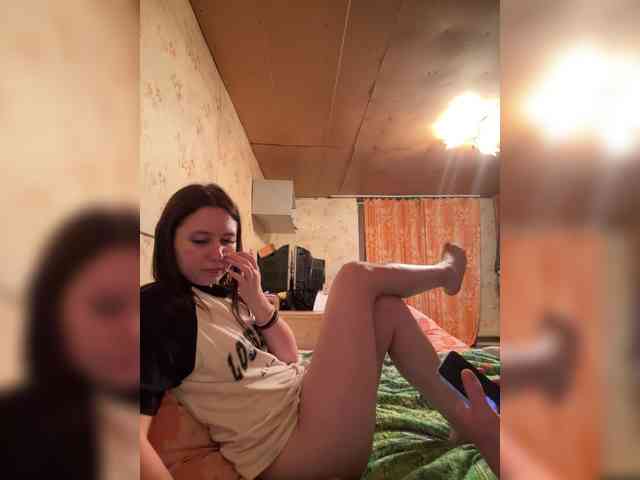 True_iove's cam show statistics and live stream