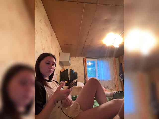 True_iove's cam show statistics and live stream
