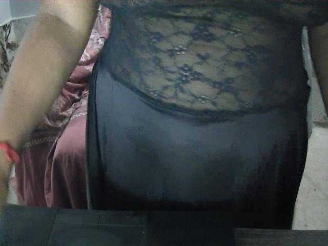 DesiCpl live cam on BongaCams