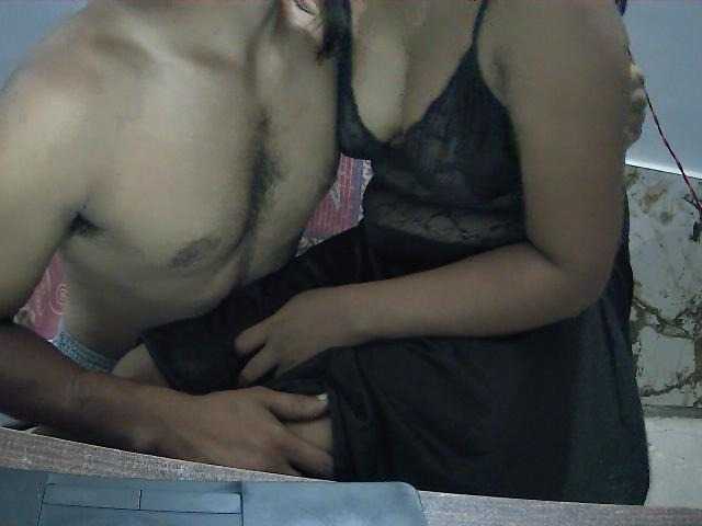 DesiCpl live cam on BongaCams