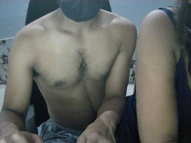 DesiCpl live cam on BongaCams