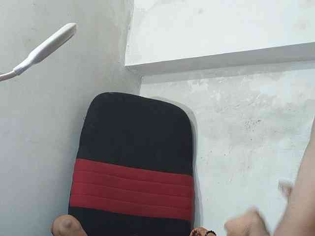 DesiCpl DesiCpl