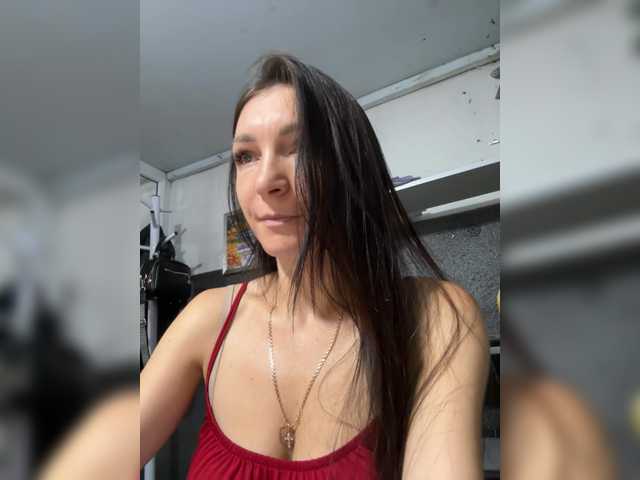 AdelaideLisa live cam on BongaCams