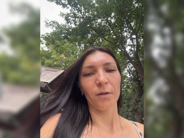 AdelaideLisa live cam on BongaCams