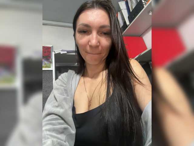 AdelaideLisa live cam on BongaCams