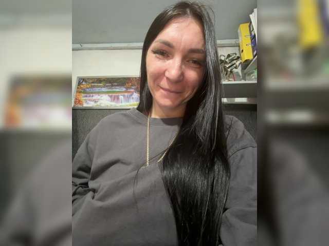 AdelaideLisa live cam on BongaCams