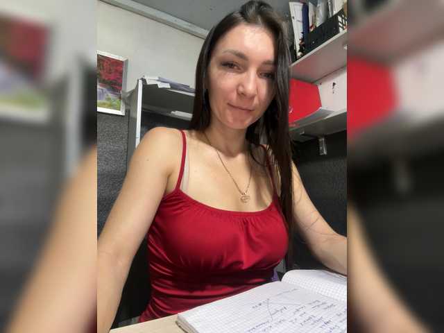 AdelaideLisa live cam on BongaCams