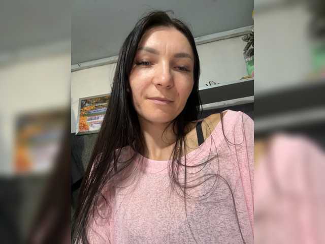 AdelaideLisa live cam on BongaCams