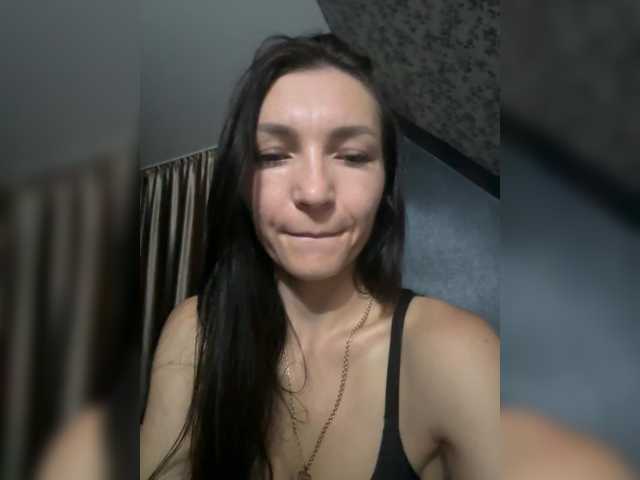 AdelaideLisa live cam on BongaCams