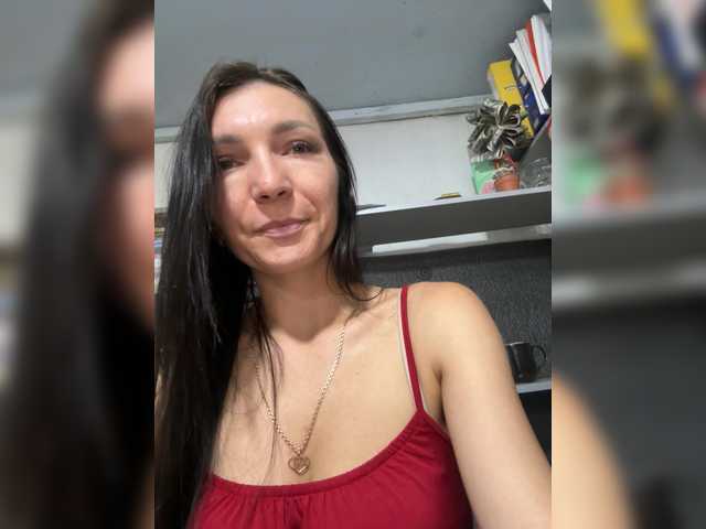 AdelaideLisa live cam on BongaCams