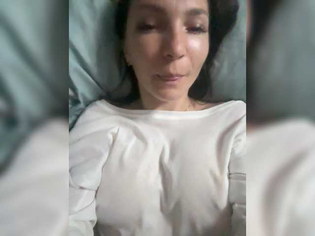 AdelaideLisa live cam on BongaCams
