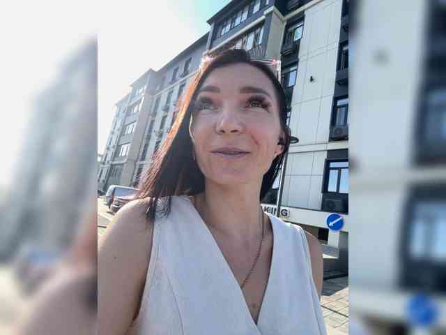 AdelaideLisa webcam