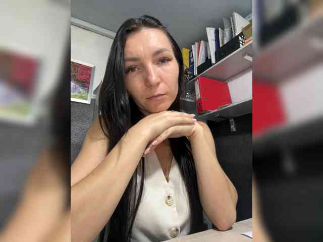 Lisa2016's cam show statistics and live stream