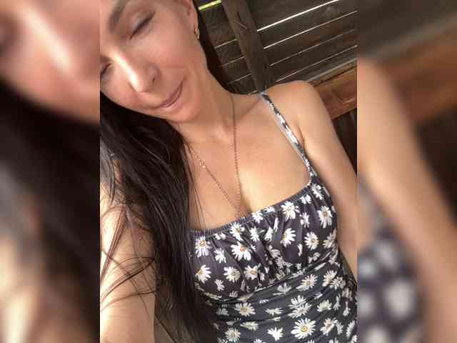 AdelaideLisa Live Webcam on BongaCams