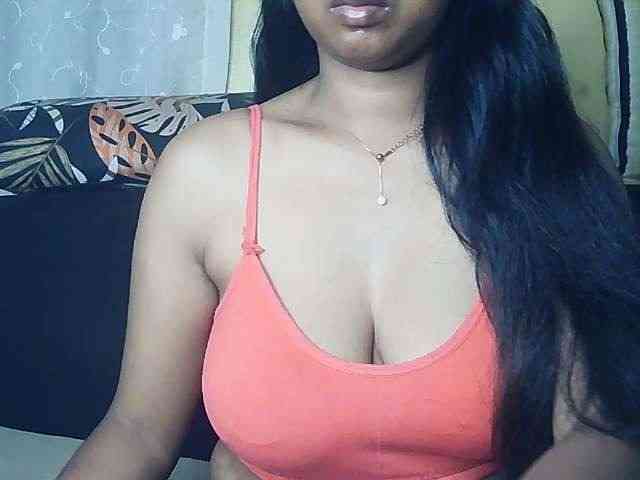 Queenihot webcam