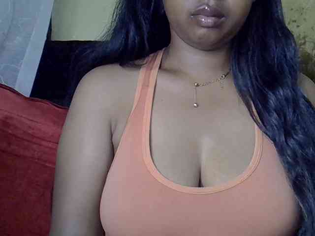 Queenihot webcam