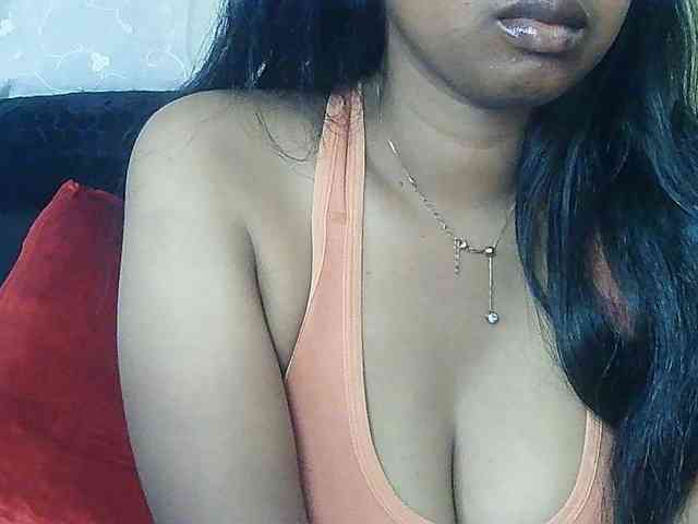 Queenihot webcam