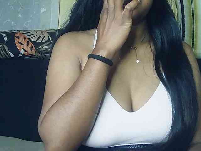 Queenihot webcam