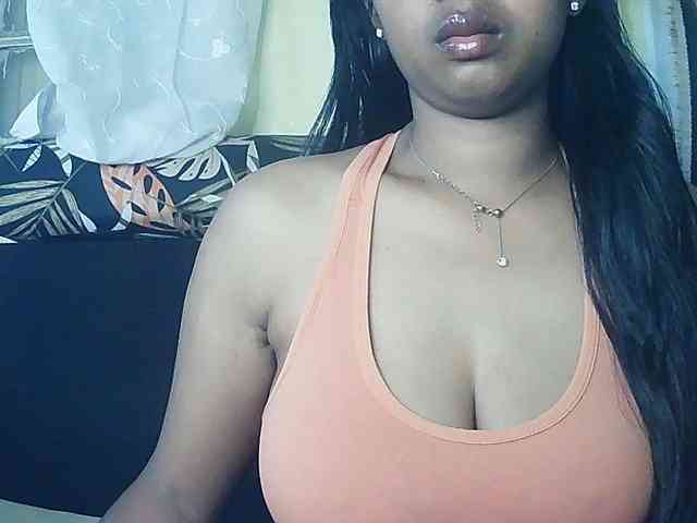 Queenihot webcam