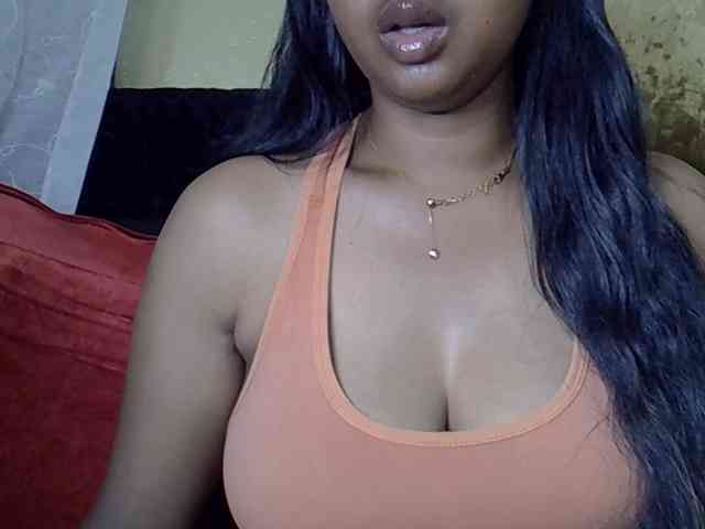 Queenihot webcam