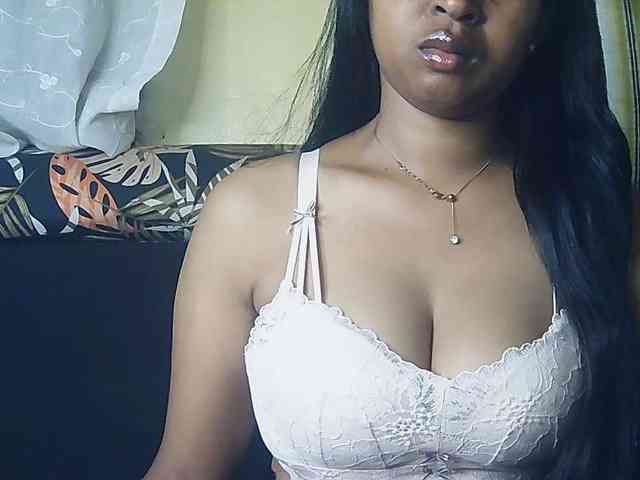 Queenihot webcam