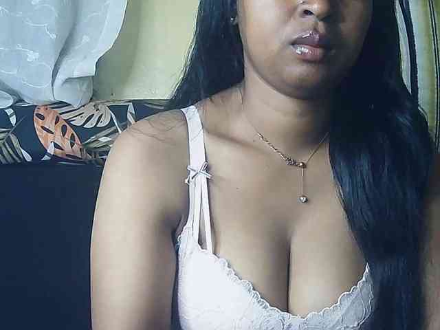 Queenihot webcam