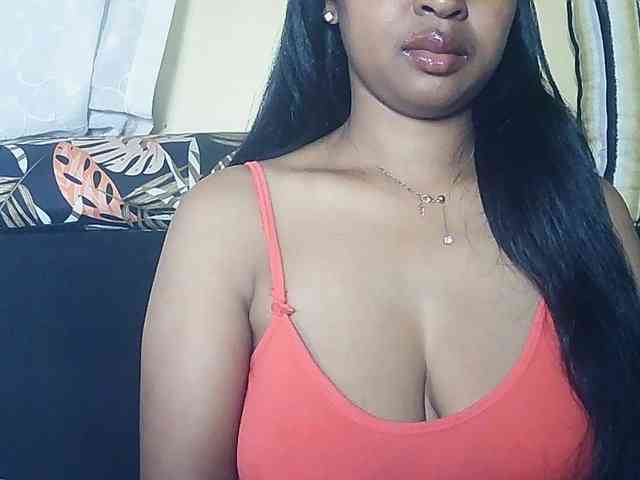 Queenihot webcam