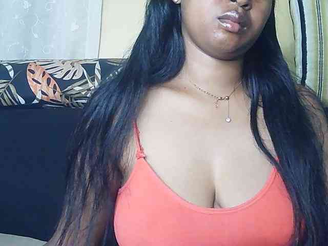 Queenihot webcam