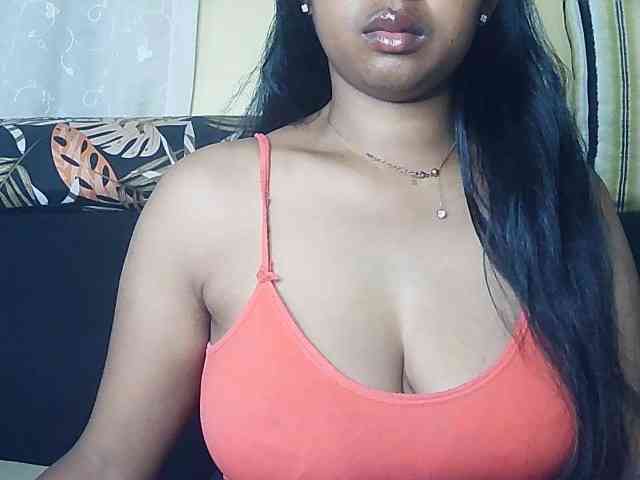 Queenihot webcam