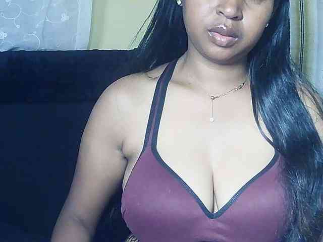 Queenihot webcam