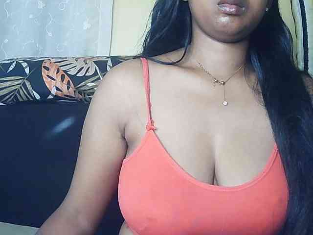 Queenihot webcam