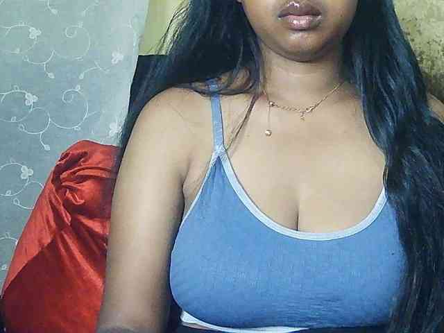 Queenihot webcam