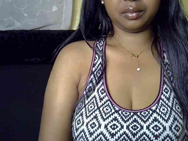 Queenihot webcam