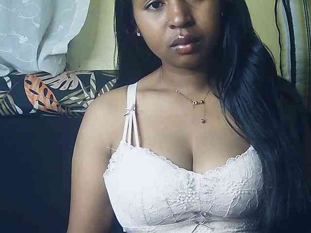 Queenihot webcam