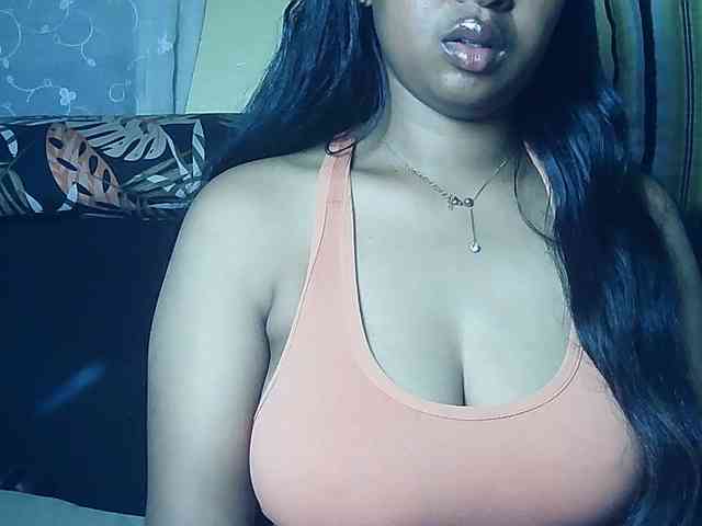 Queenihot webcam