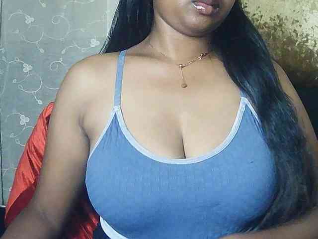 Queenihot webcam