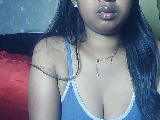 Queenihot webcam