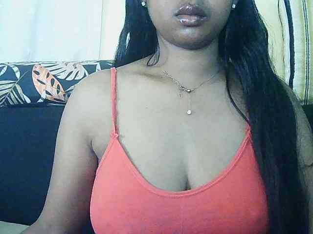 Queenihot webcam