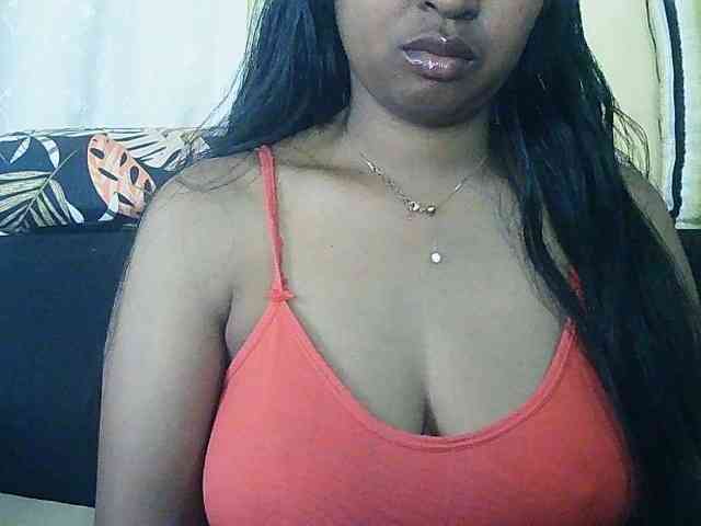 Queenihot webcam