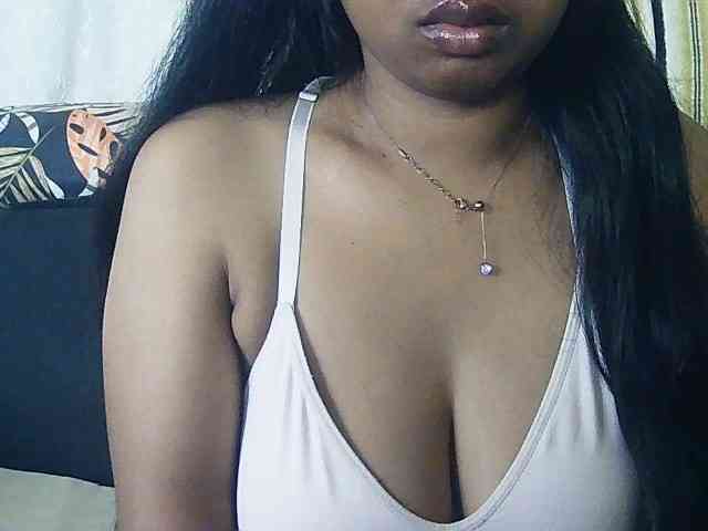 Queenihot webcam
