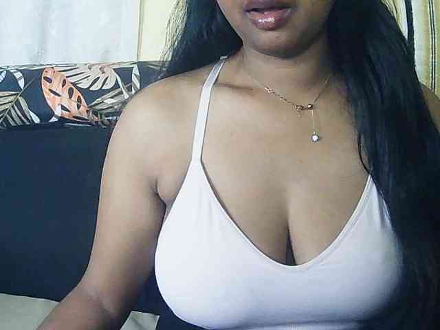Queenihot webcam