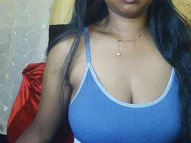 Queenihot webcam