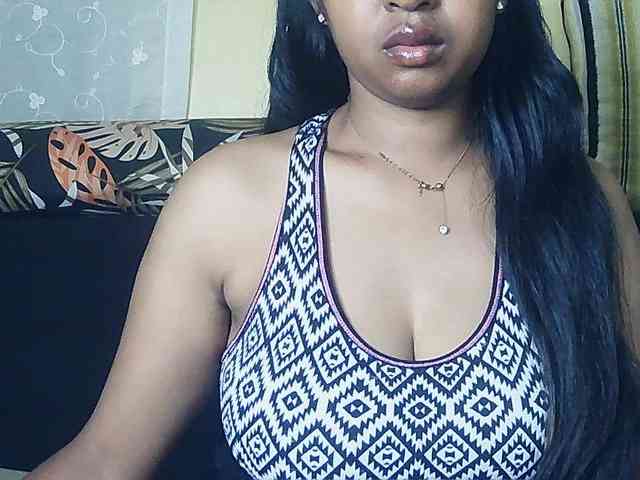 Queenihot webcam